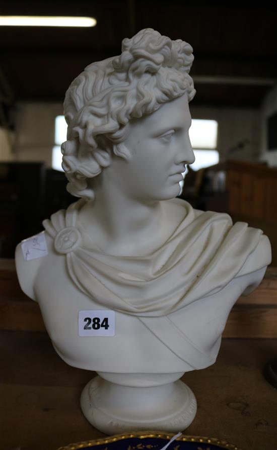 Royal Worcester bust (Parian) (small crack)